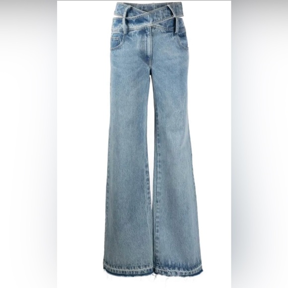 Monse criss-cross high-rise wide-leg
Jeans.size 6.Retail $995 - Picture 1 of 8